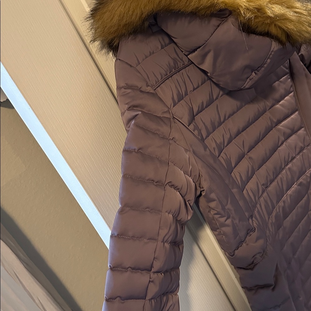 HUNTER Beautiful quality Women's Quilted Coat with removable Faux Fur Hood MINT - Picture 4 of 11